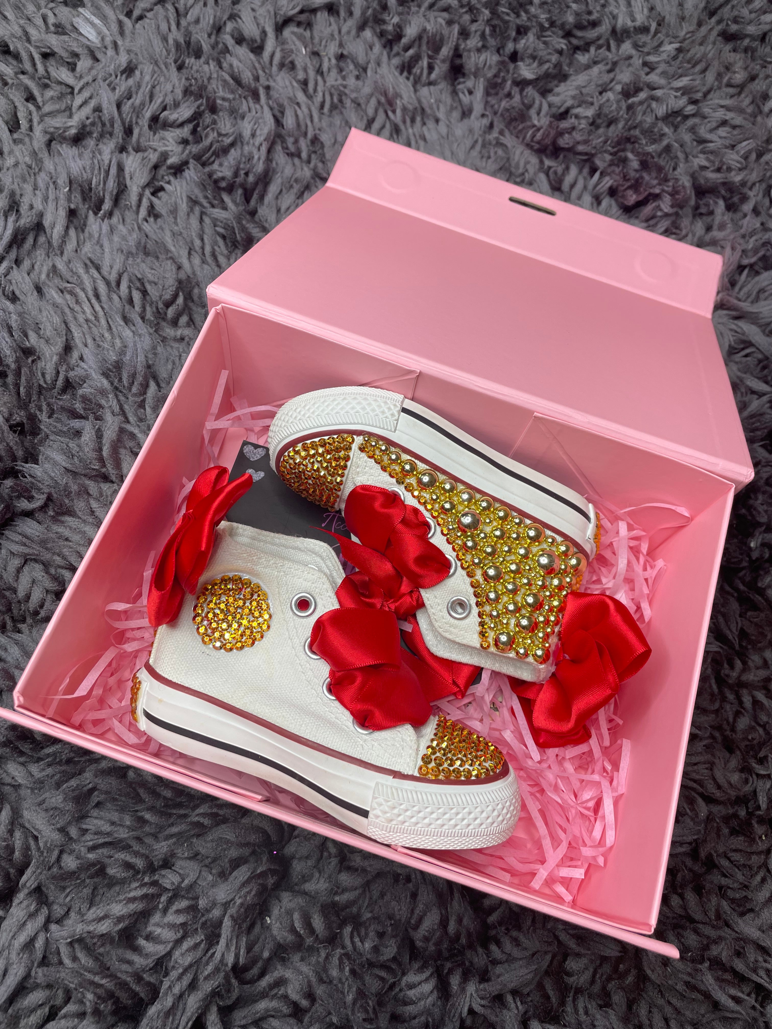 Gold And Red Pearl Shoes ❤️