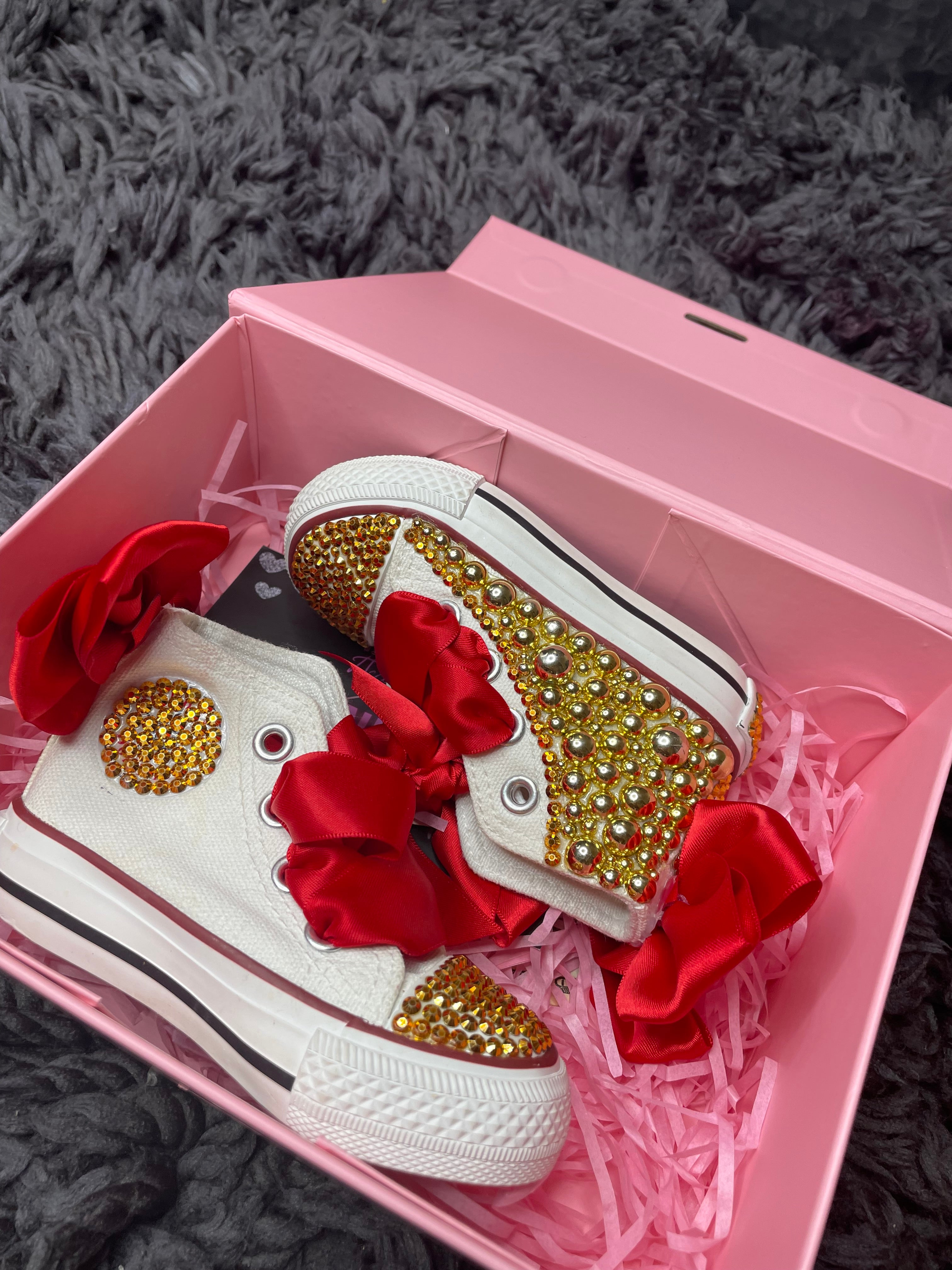 Gold And Red Pearl Shoes ❤️